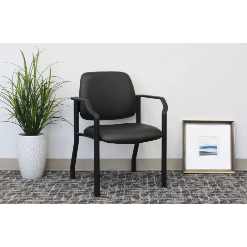 Chaise d'appoint à dossier mi-haut en vinyle antimicrobien avec cadre en acier, usage intensif